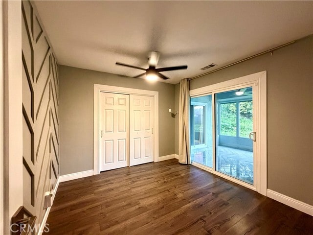 Building Photo - 9912 Newcomb Ave