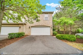 Building Photo - 2047 Ivy Ridge Dr