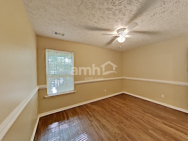 Building Photo - 315 Westminster Dr