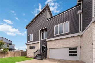 Building Photo - 9495 Jutland Rd