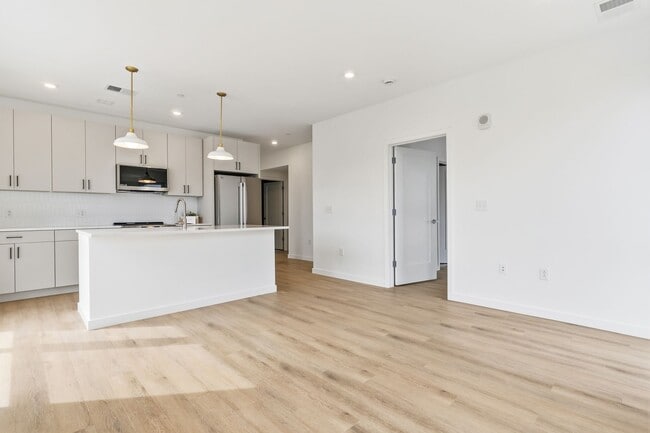 Building Photo - The Sage Portsmouth | Luxury 2 Bedroom Condo with Endless Amenities