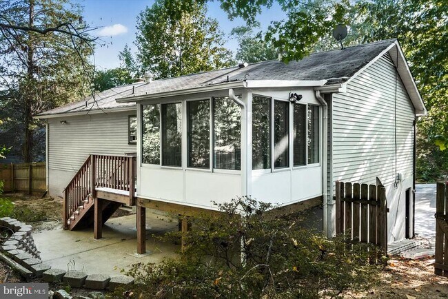 Building Photo - 2312 Harpoon Dr