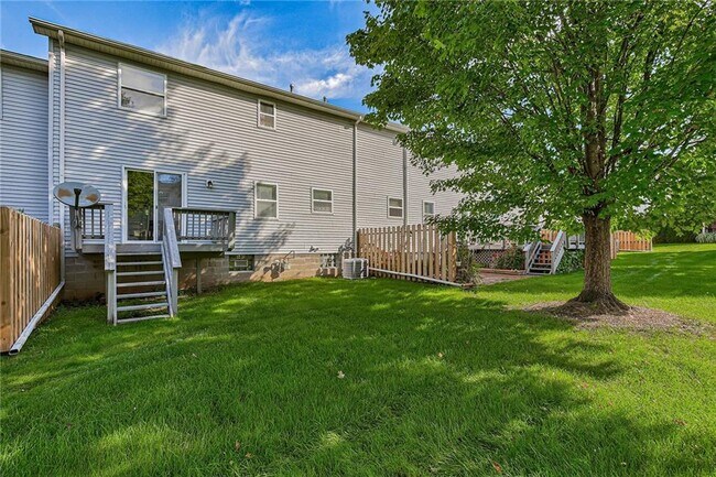 Building Photo - 1285 Courtney Dr