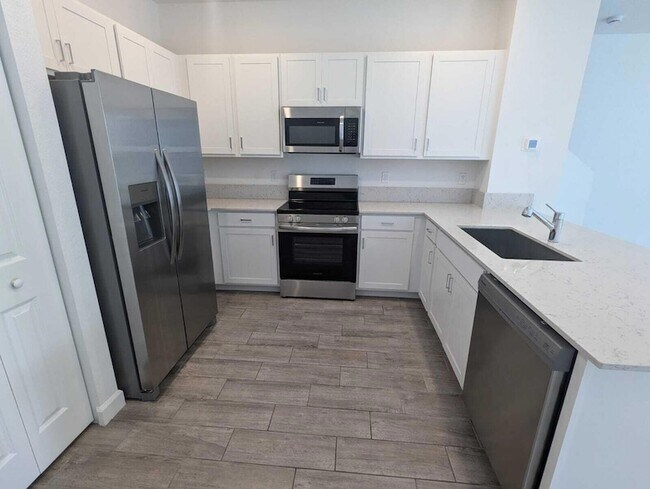 Building Photo - 4351 Pond Lily Ln