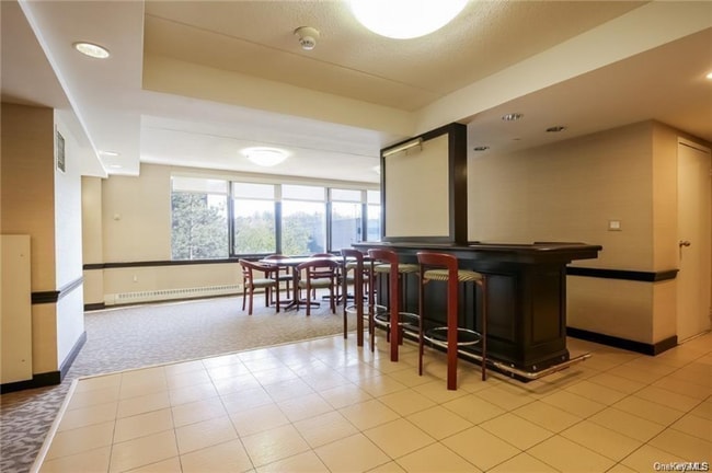 Building Photo - 4 Martine Ave