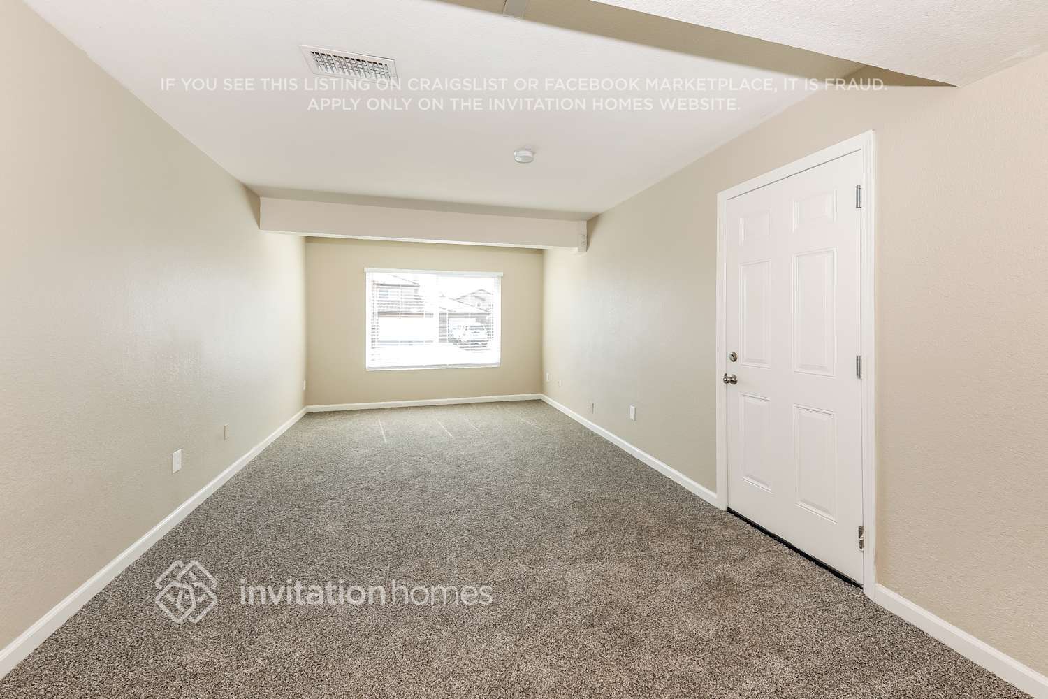 Building Photo - 2386 W Calle Celeste Dr