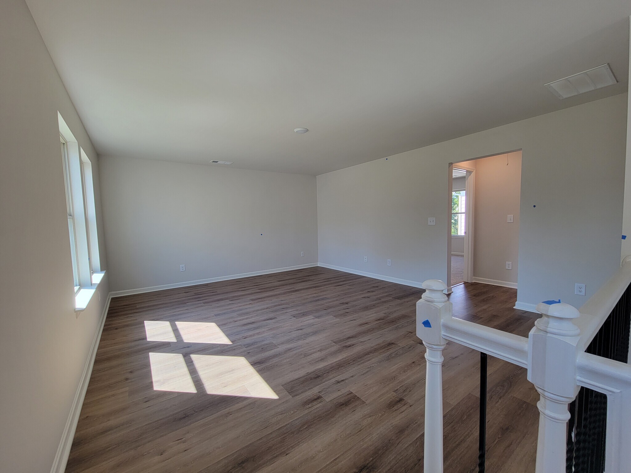 Spacious Open Loft upstairs - 2797 Aralynn Way