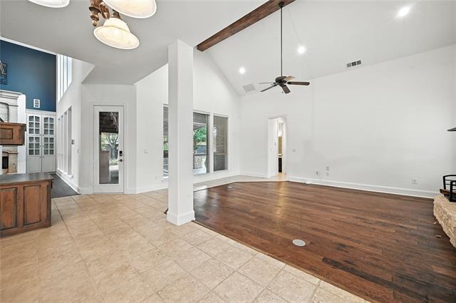 Building Photo - 959 Roxbury Way