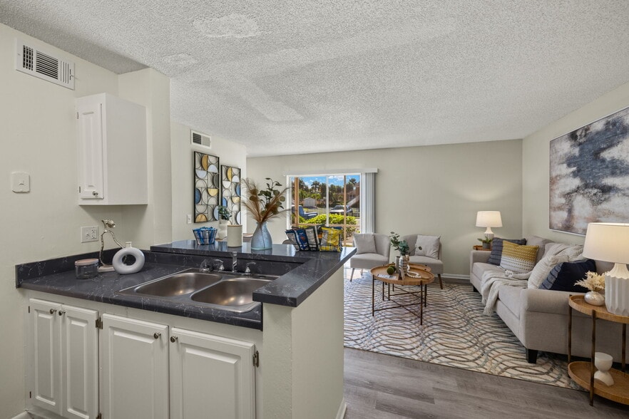 Primary Photo - Coral Palms Apartments