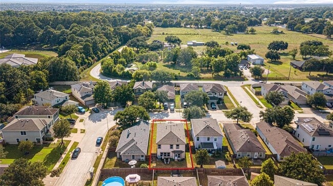 Building Photo - 16314 Chandler Ridge Ln