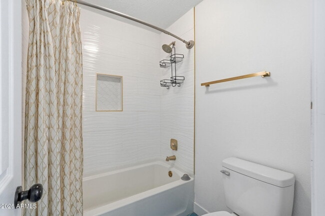 Building Photo - 1628 E Hermosa Dr
