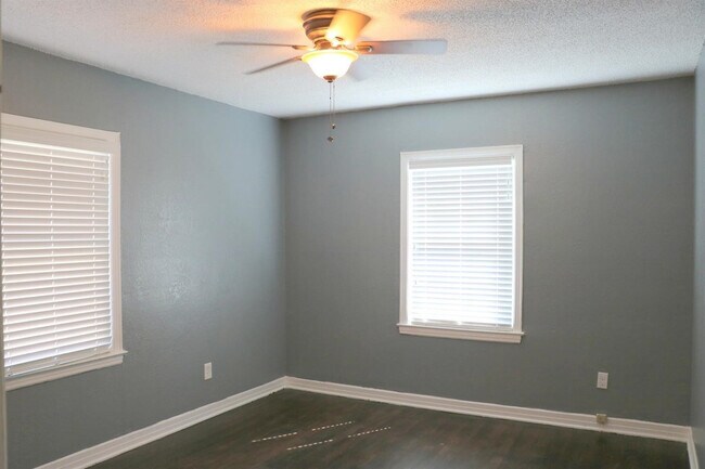 Building Photo - 2826 24th St