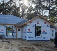 Building Photo - 205 Hoover Dr