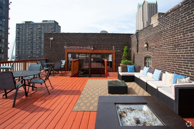 Roof Top - Gallery 400 Luxury Apartments