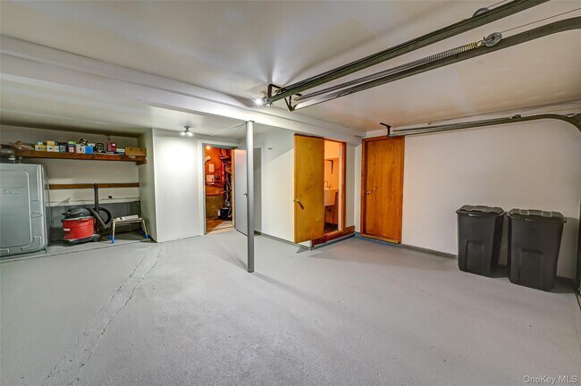 Building Photo - 26 Valleywood Rd