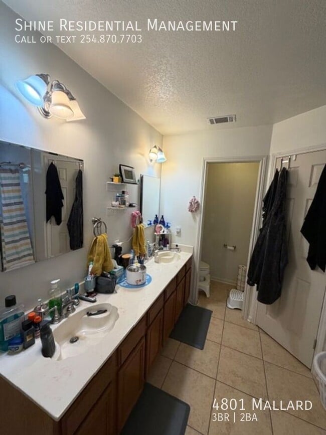 Building Photo - 4801 Mallard-