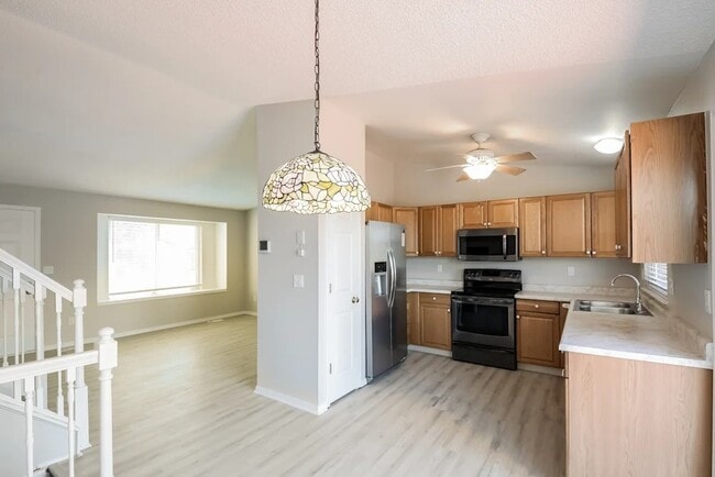 Building Photo - 19667 E Bails Pl