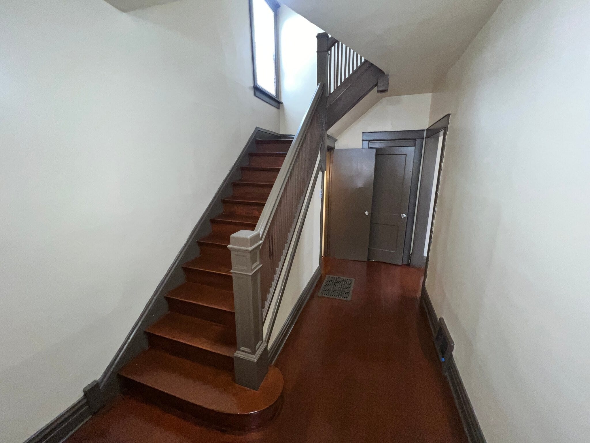 Building Photo - 12015 S Stewart Ave