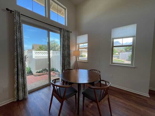 Building Photo - Pet Friendly Kahoma Village Furnished Three Bedroom