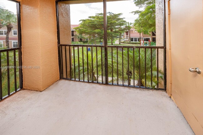 Building Photo - 15560 SW 104th Terrace