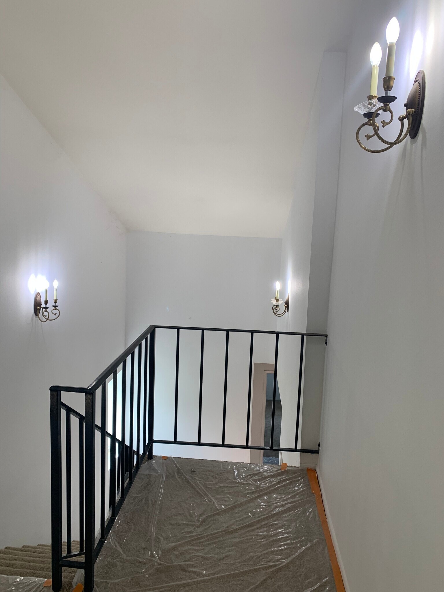 Lighting candelabras - 5246 Calderon Rd