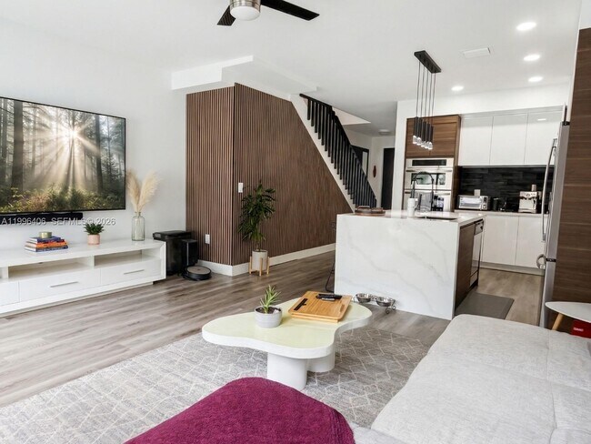 Building Photo - 8869 W 35th Ave