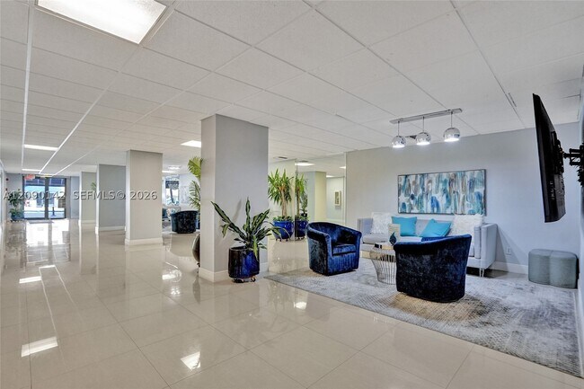 Building Photo - 1600 S Ocean Dr