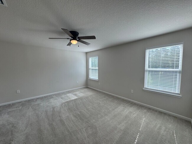 Building Photo - Ready Now: Panther Creek Two-Story Single Family Home