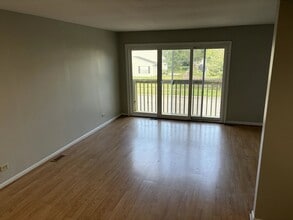 Building Photo - 277 Navajo Dr