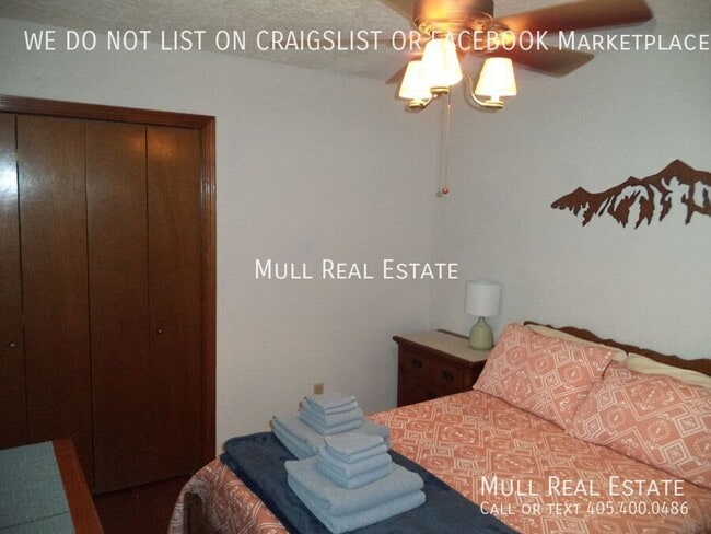 Building Photo - Furnished Single Family Home