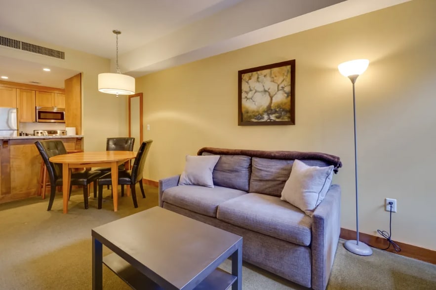 Building Photo - 3720 Sundial Ct