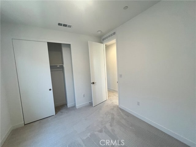 Building Photo - 36318 Warren Dr