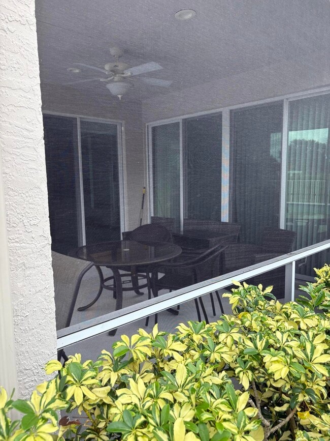 Building Photo - 927 Augusta Pointe Dr