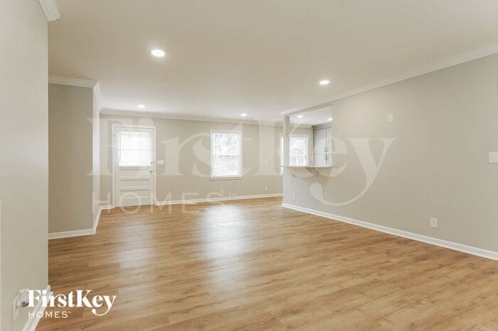 Building Photo - 309 Shenandoah Dr