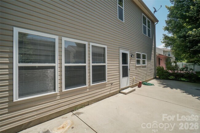 Building Photo - 3021 Morel Ave
