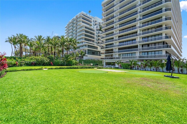 Building Photo - 9455 Collins Ave