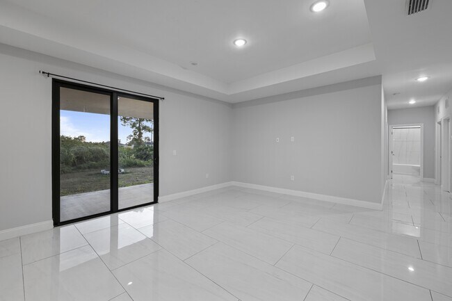 Building Photo - 2919 65th St W