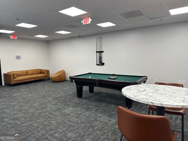 Building Photo - 620 Peachtree St NE