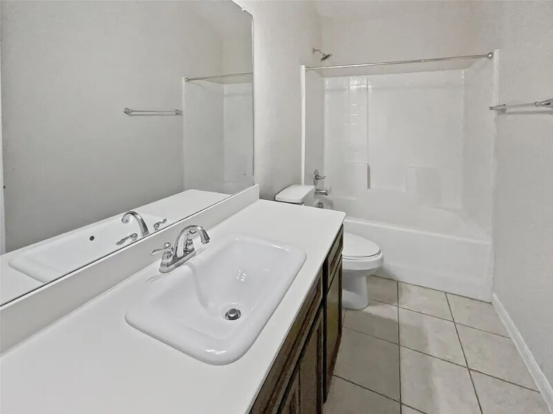 Building Photo - 9010 Bald Cypress St