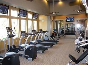 Building Photo - 111 W 14th St