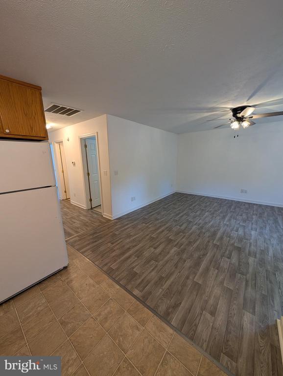 Building Photo - 26183 S Sandgates Rd