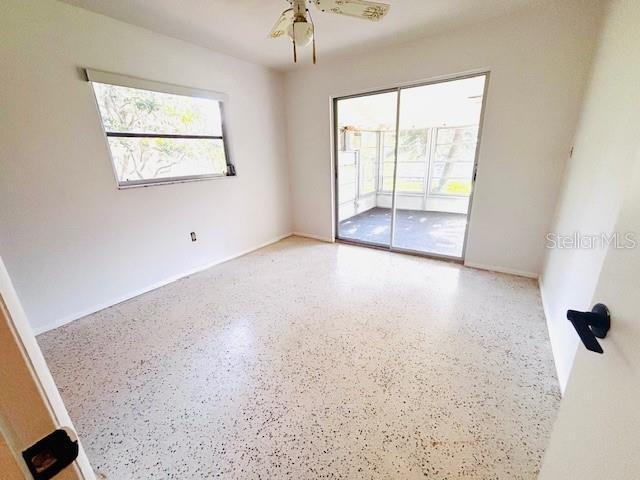 Building Photo - 6125 Beacon Point Dr