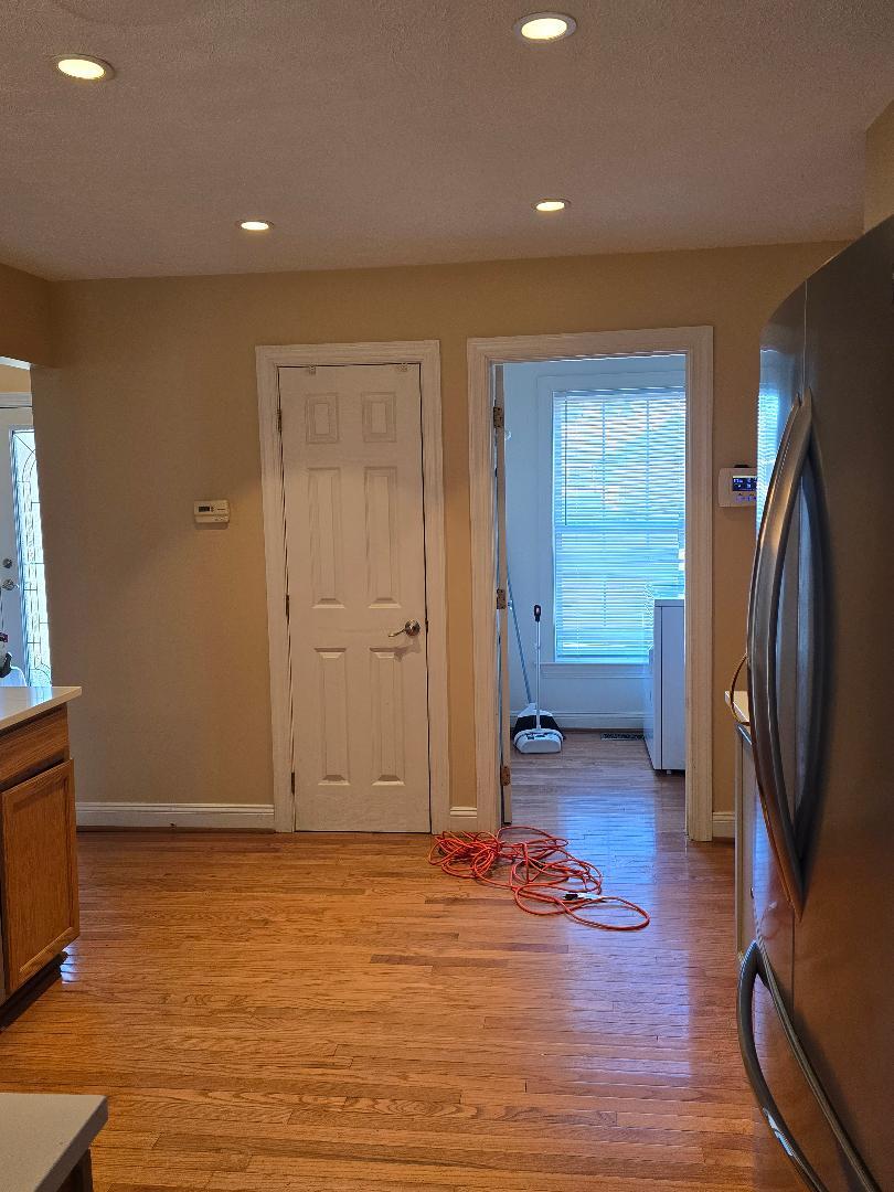 Building Photo - 21966 Springwood Ct