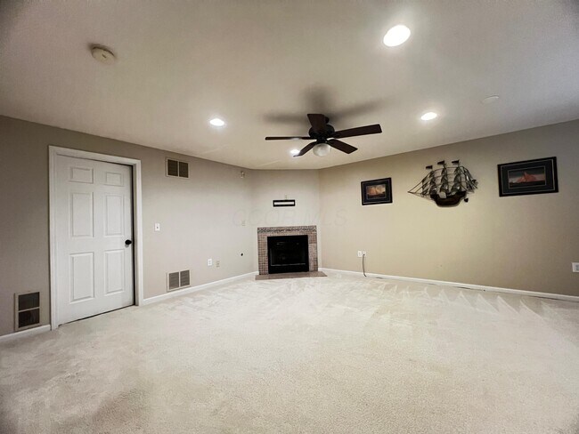 Building Photo - 7288 W Campus Rd