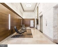 Building Photo - 1600 Walnut St