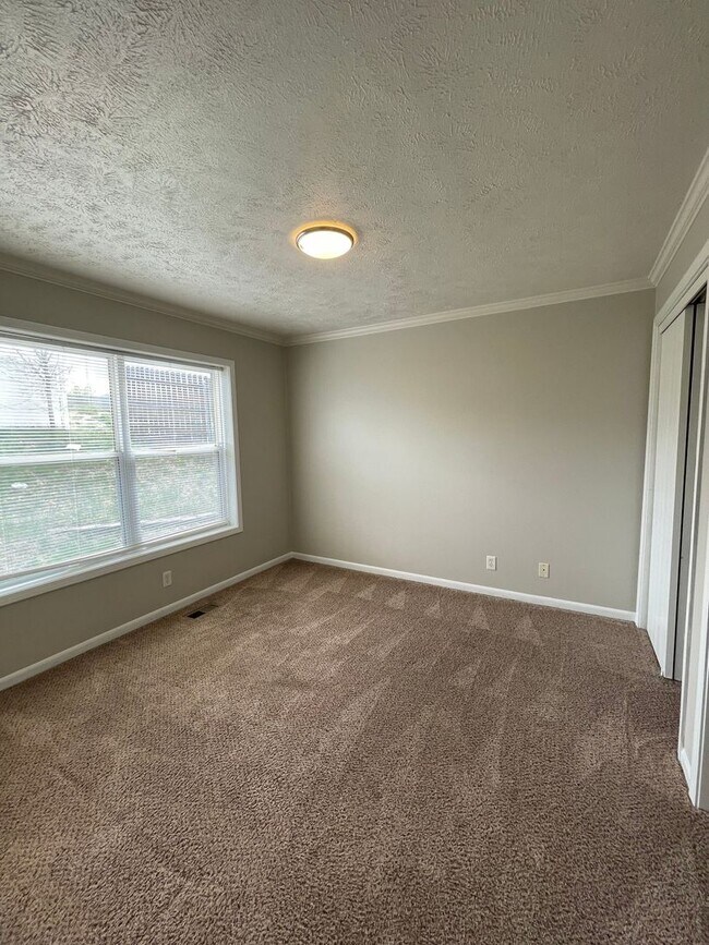 Building Photo - 1104 Mazatlan Cir