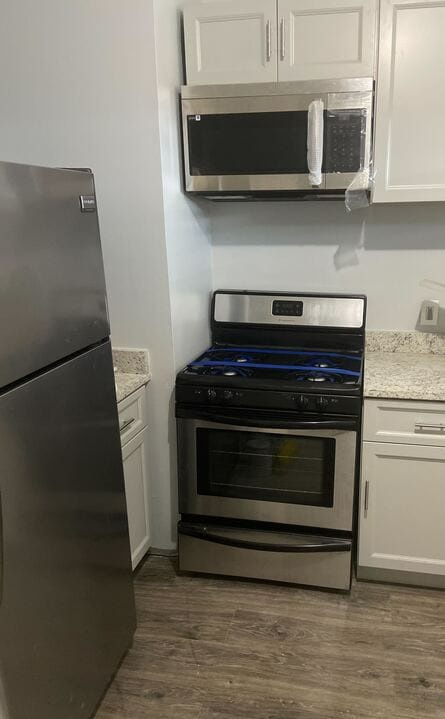 Building Photo - 2241 Cedley St