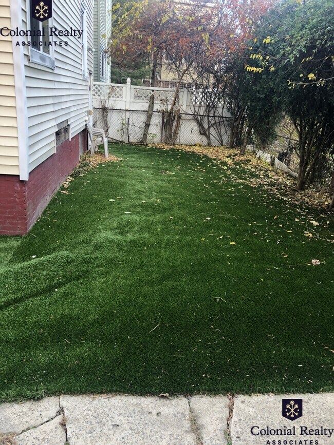 Building Photo - 378 Prospect St