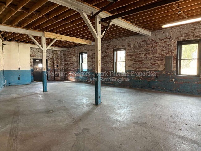 Building Photo - 141 Depot St