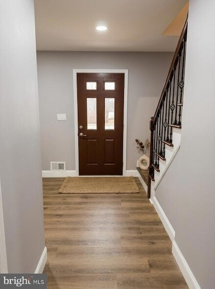 Building Photo - 53 N Post Rd